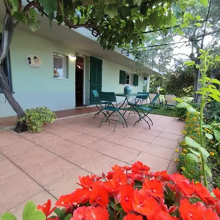 Nyaraló Independent With A Fabulous Patio - Casa Penny